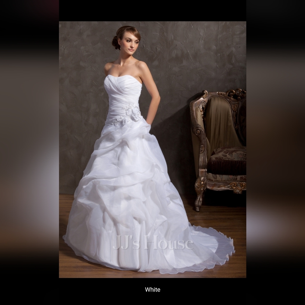 JJs House Strapless White Wedding Gown